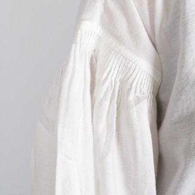 画像3: maison de soil TWILL COTTON KHADI PLAIN (WASH) FRILL COLLAR SHIRT WITH MINI PINTUCK