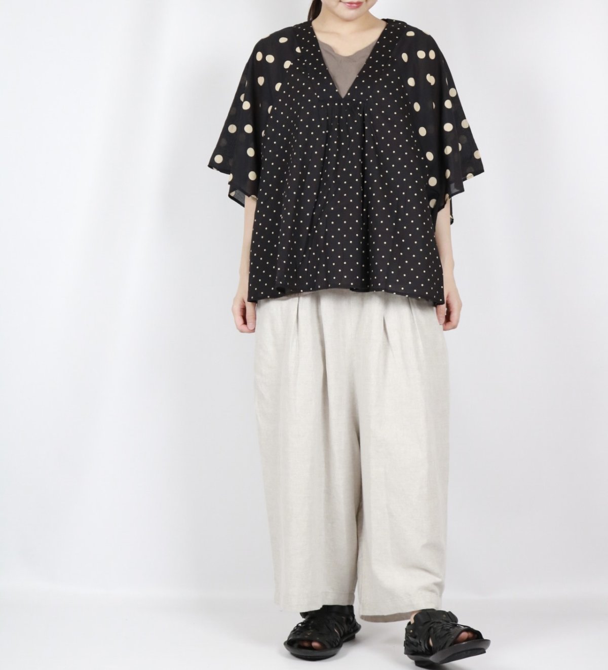 画像5: SOIL  VOILE DOT PRINT(PATCHWORK) V-NECK FRARED SLEEVE PULLOVER  2色 (5)