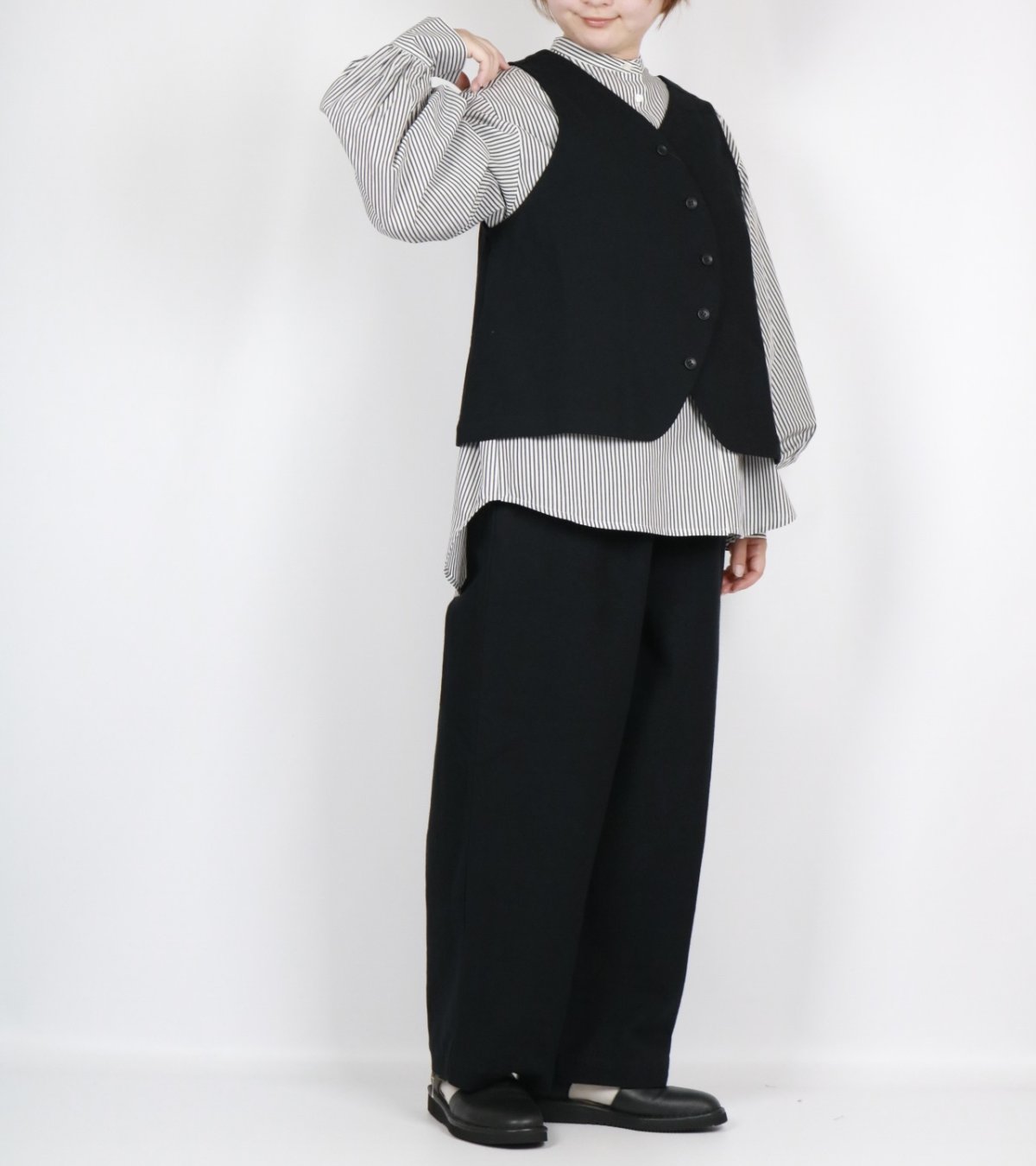 画像25: nachukara 綿麻先染ツイル フロントカーブ2wayベスト 3色 (25)