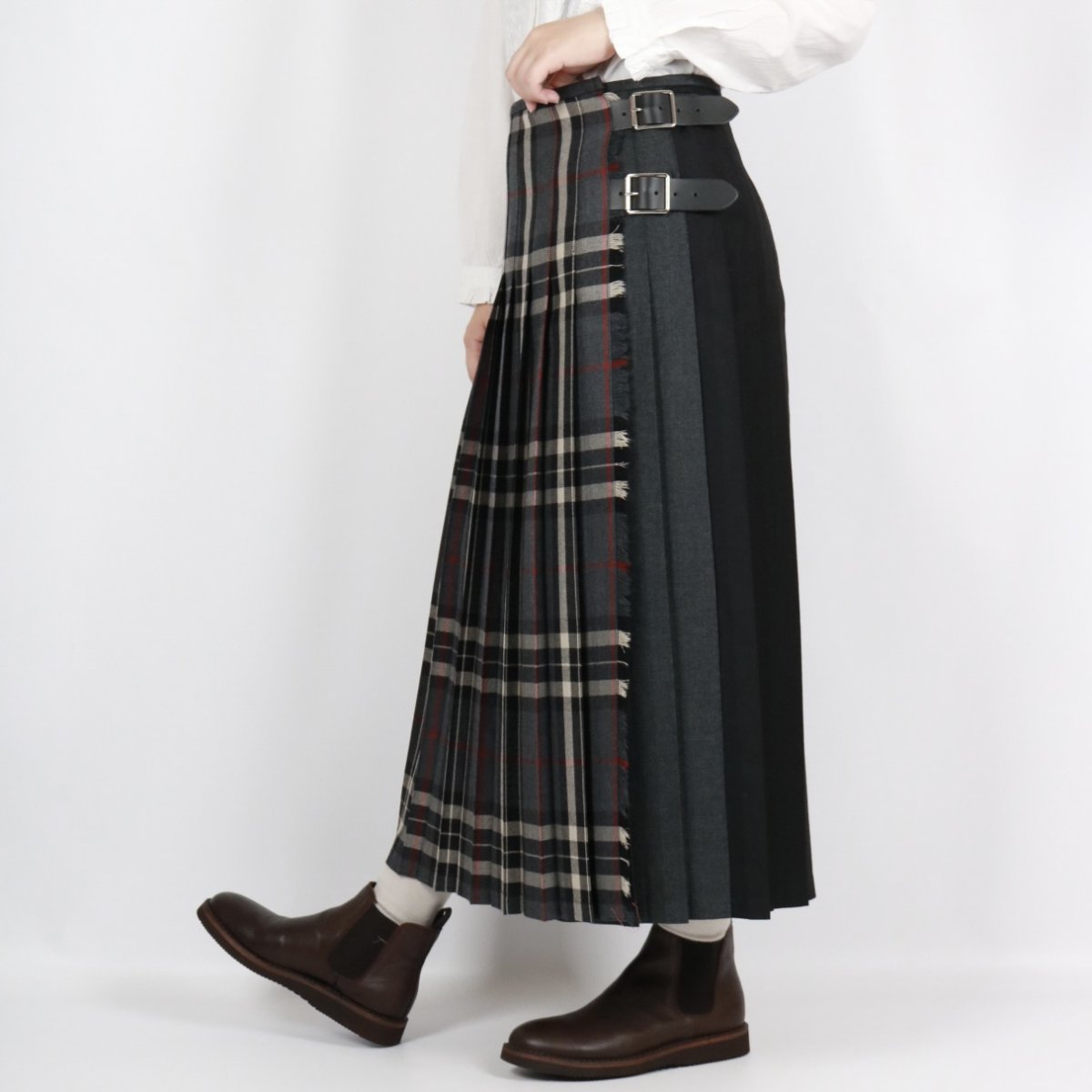 画像28: O'NEIL OF DUBLIN  WORSTED WOOL PATCHWORK LOW WAIST PLEATS WRAP SKIRT LENGTH 80cm (WITH PIN)  2柄 (28)