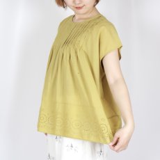 画像2: SOIL 　 80s VOILE PLAIN WITH CUT WORK LACE　CREW -NECK FRENCH /SL SHIRT WITH PINTUCK 3色 (2)