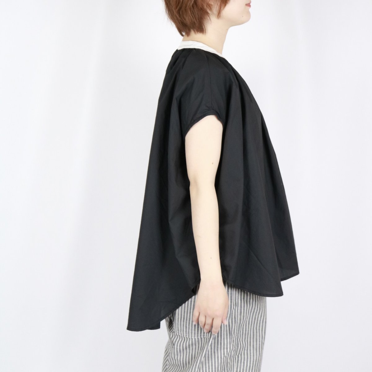 画像15: DIARIES　タイプライターコットン バイカラー フレンチスリーブ ギャザーブラウス　2色 (15)