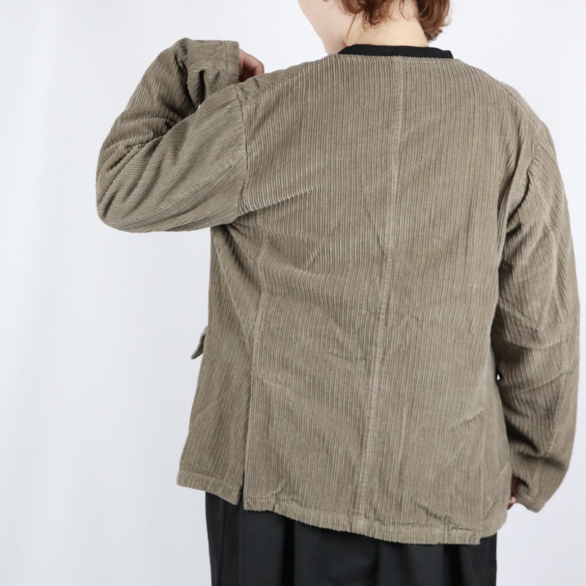 画像17: Vas-y Lentement　WIDE&NARROW WALE CORDUROY(OVERDYE) 60'S ORGANIC CAMBRIC SIDE VENTS NO COLLAR JACKET 2色 (17)