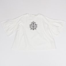 画像18: tukuroi 綿麻平織 モチーフ刺繍フレア袖プルオーバー  (18)