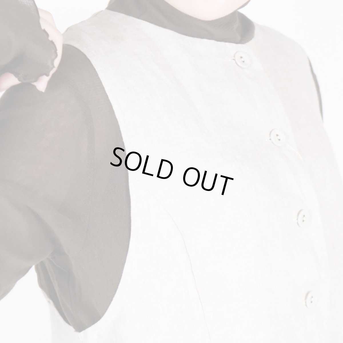 画像8: blue willow リネン平織り無地 裏付きフリルベスト 2色 (8)