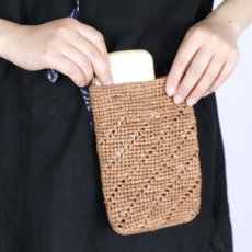 画像13: maison de soil　RAFFIA PHONE HOLDER BAG　2色 (13)