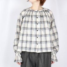 画像20: 【6月17日12:00までの期間限定販売】Nina Niina　check puff blouse　2色  (20)