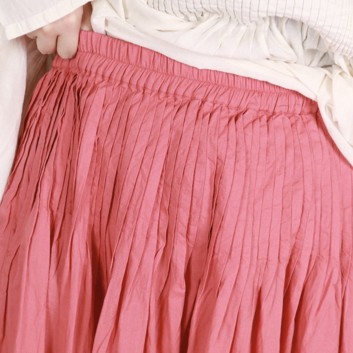 画像30: maison de soil     60s ORGANIC CAMBRIC PLAIN PINTUCK FLARED SKIRT 　2色　２サイズ (30)