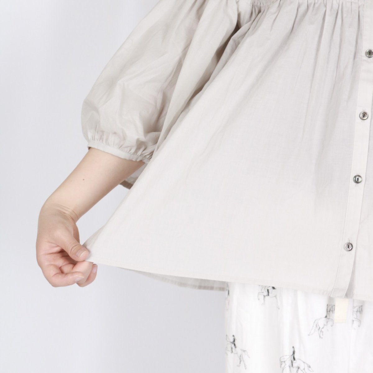 画像31: 20%OFF SALE! LUEUF  ギャザーシャツ 3色 (31)