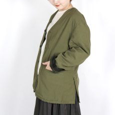 画像31:  Vas-y Lentement 40s ORGANIC POPLIN (OVERDYE) SIDE VENTS V-NECK JACKET 2色2サイズ (31)