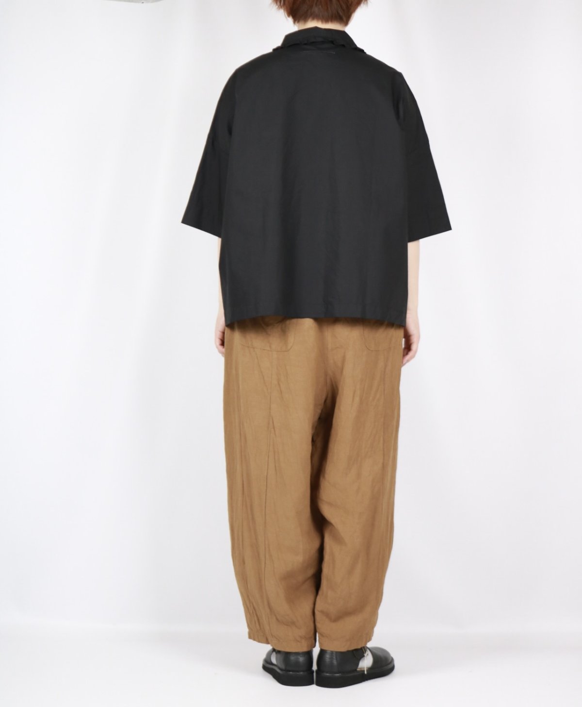 画像19: LABORATORY  スザンヌプルブラウス 2色 (19)