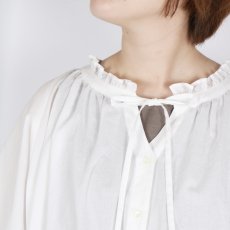 画像34: LUEUF FRILL NECK SHIRT 3色 (34)