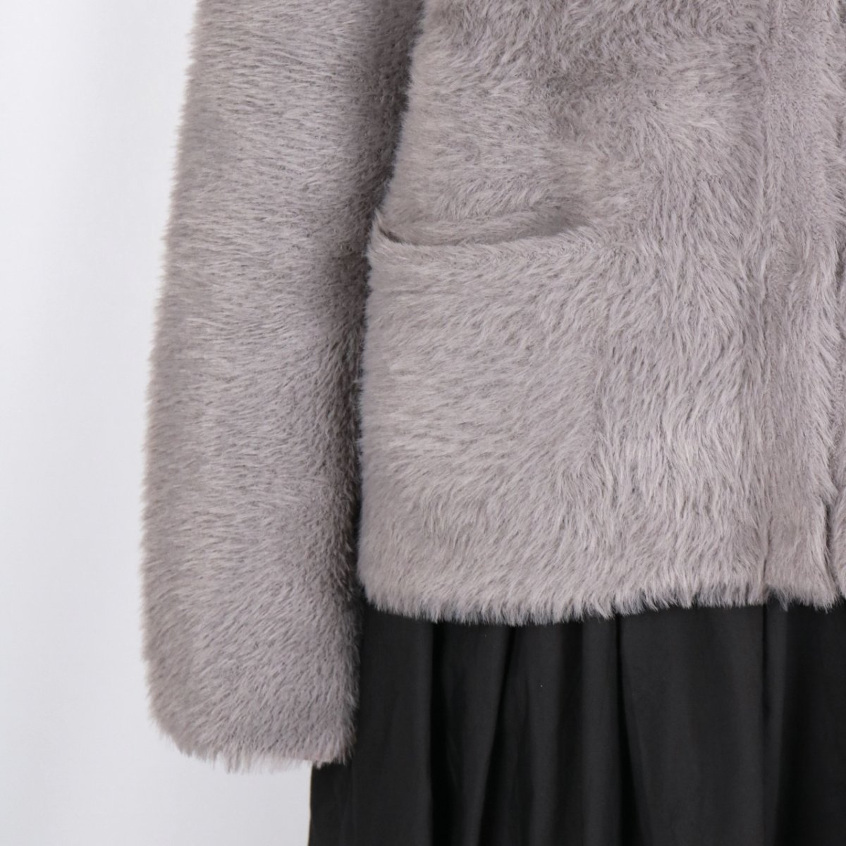 画像24: sosotto  フェイクファーニットカーデ   2色 (24)