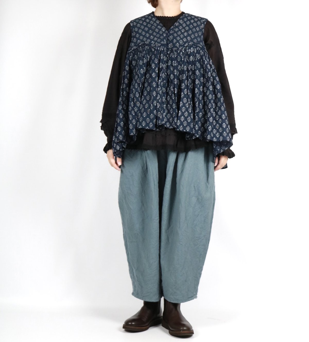 画像14: maison de soil 80s COTTON VOILE FLOWER BLOCK PRINT RAJASTHAN TUCK GATHERED V-NECK NO/SL SHIRT 2色 (14)
