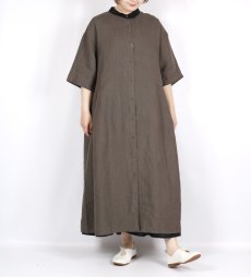 画像12: blue willow リネン平織り衿配色タックワンピース 3色 (12)