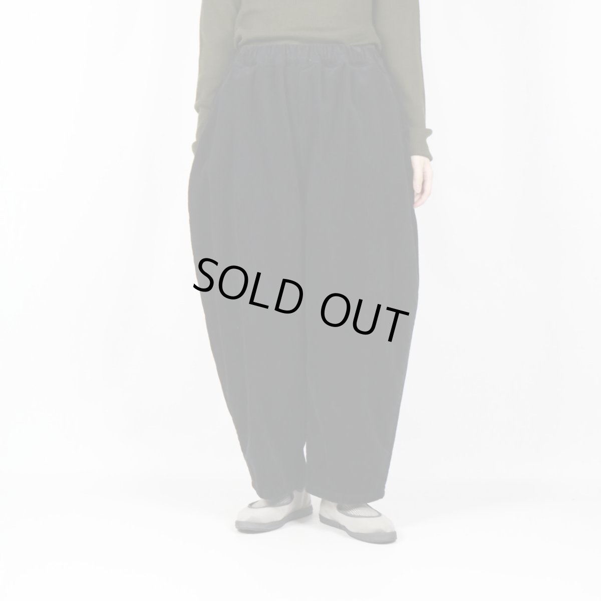 画像18: NARU   8Wコーデュロイエッグパンツ  2色 (18)