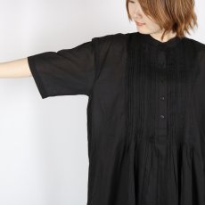 画像22: SOIL COTTON VOILE BANDED COLLAR S/SL PINTUCK DRESS 2色 2サイズ (22)