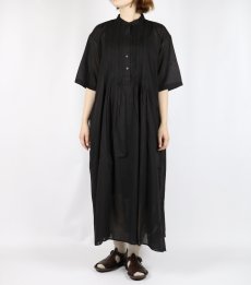画像18: SOIL COTTON VOILE BANDED COLLAR S/SL PINTUCK DRESS 2色 2サイズ (18)
