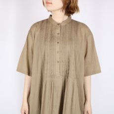 画像5: SOIL COTTON VOILE BANDED COLLAR S/SL PINTUCK DRESS 2色 2サイズ (5)