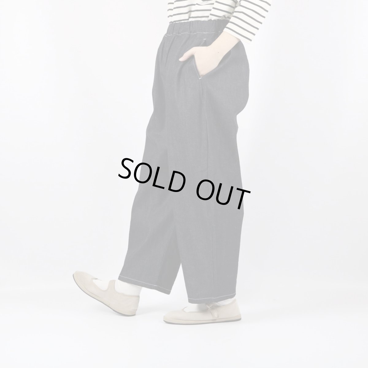 画像2: NARU 8ozムラデニムエッグパンツ 2色 (2)