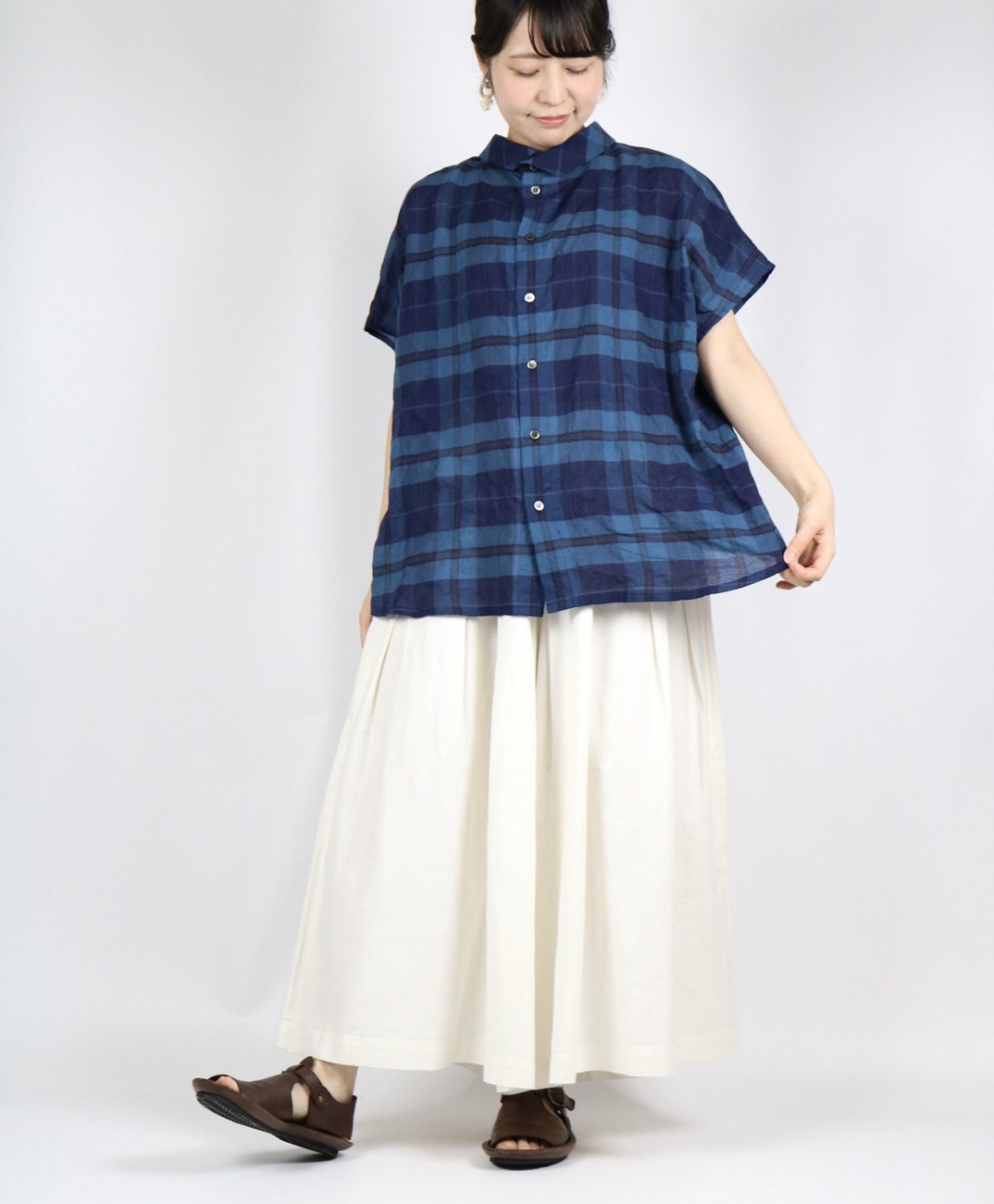 画像10: 30%OFF SALE!   nachukara シャーリングチェック 重ね衿ブラウス 2色 (10)