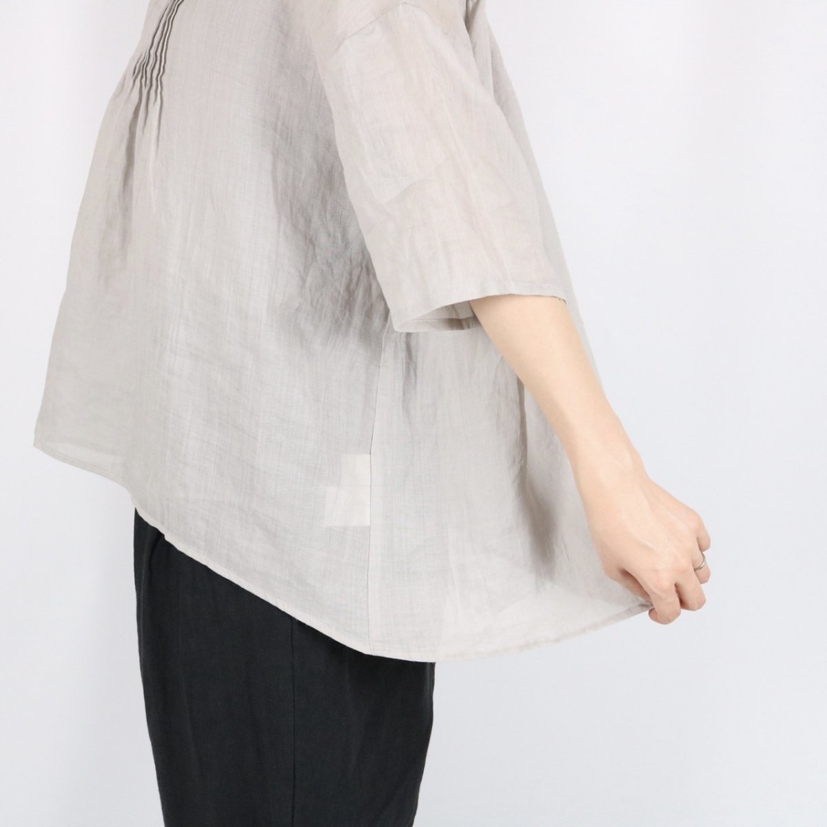 画像10:   30%OFF SALE!  nachukara シアーリネンバックリボンブラウス　2色 (10)