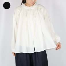 画像1: soil　60s CAMBRIC PLAIN WITH LACE NECK GATHERED SMOCK 　2色 (1)