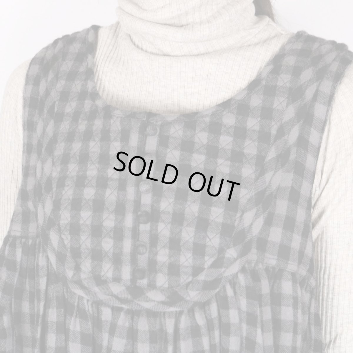 画像9: maison de soil　BOILED WOOL GINGHAM CHECK RAJASTHAN TUCK GATHERED NO/SL QUILTING DRESS (9)