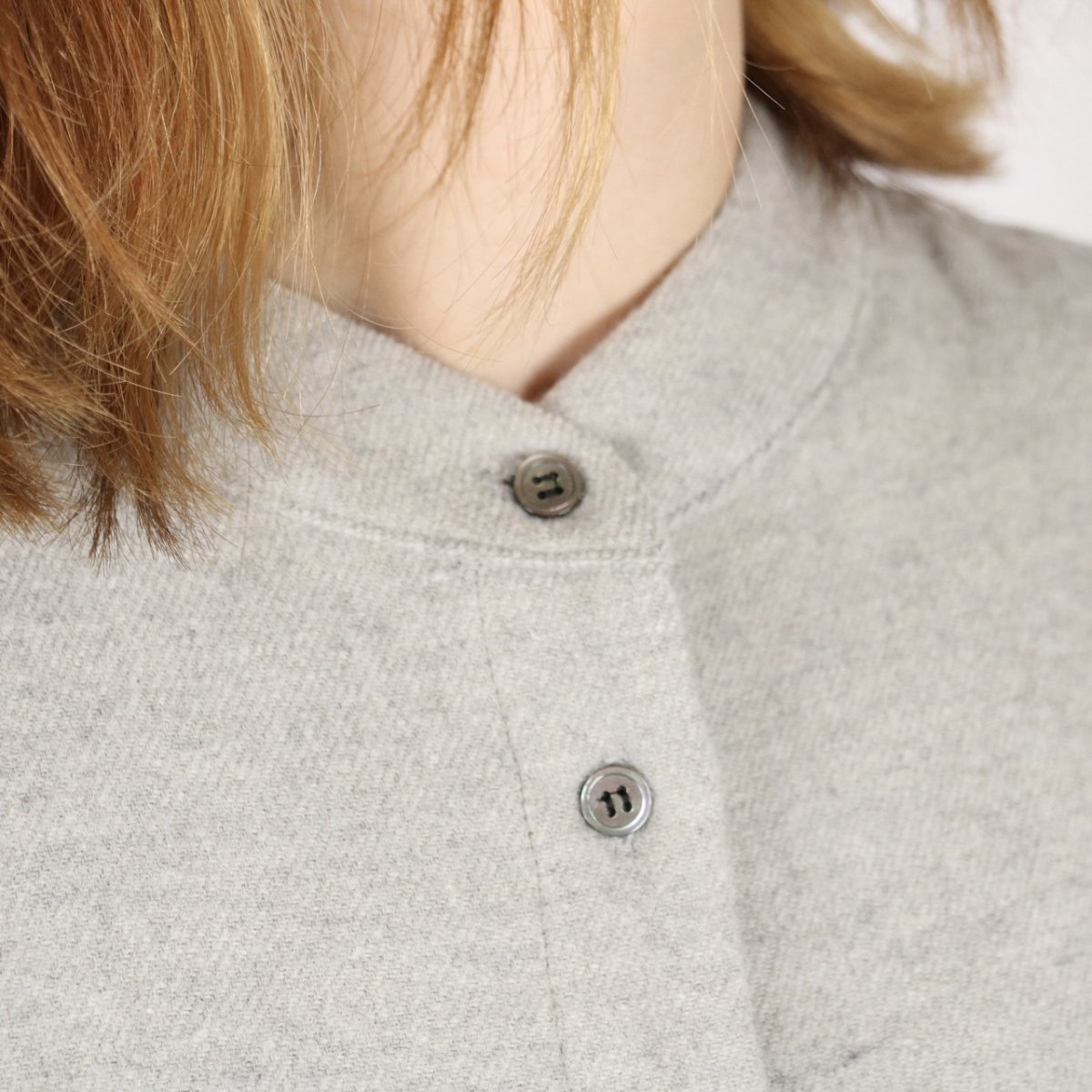 画像10: nachukara ウールカルゼ裾フリルブラウス　3色 (10)