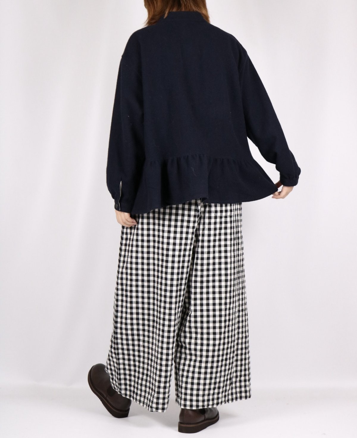 画像14: nachukara ウールカルゼ裾フリルブラウス　3色 (14)