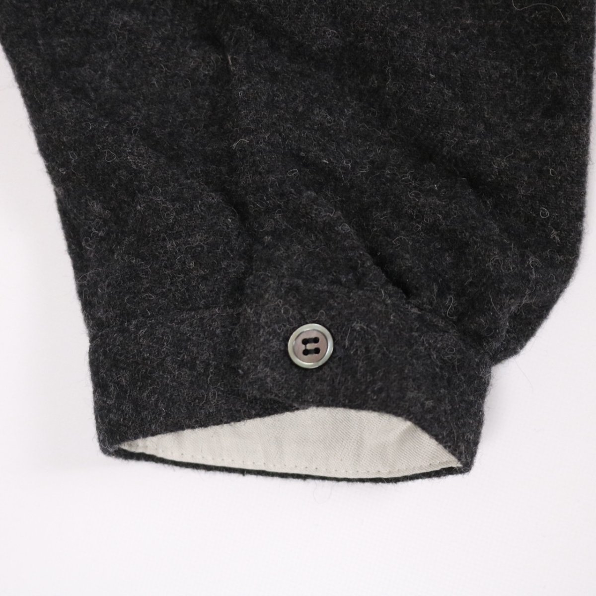 画像24: nachukara ウールカルゼ裾フリルブラウス　3色 (24)