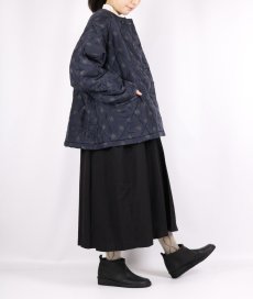 画像16: maison de soil PADDED SILK PRINT NO COLLAR DOUBLE JACKET 2色 (16)