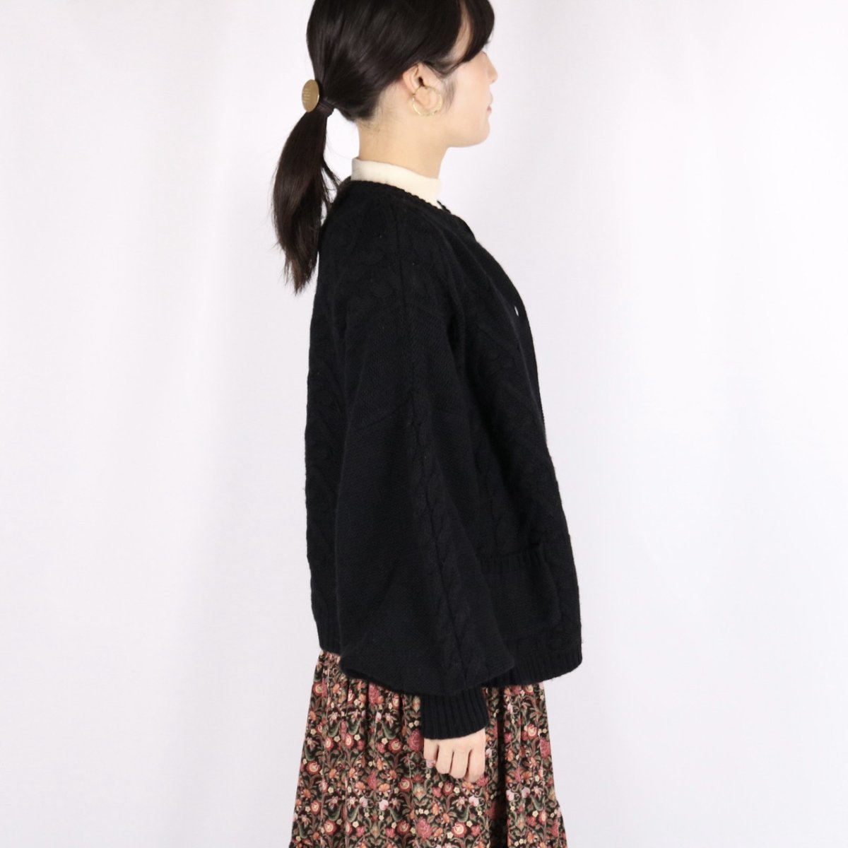 画像3: LABORATORY ボリュームスリーブアランニットカーディガン  2色 (3)