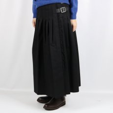 画像1: O'neil of Dublin COTTON TWILL LOW WAIST PLEATS WRAP SKIRT LENGTH 80cm (WITH PIN) (1)