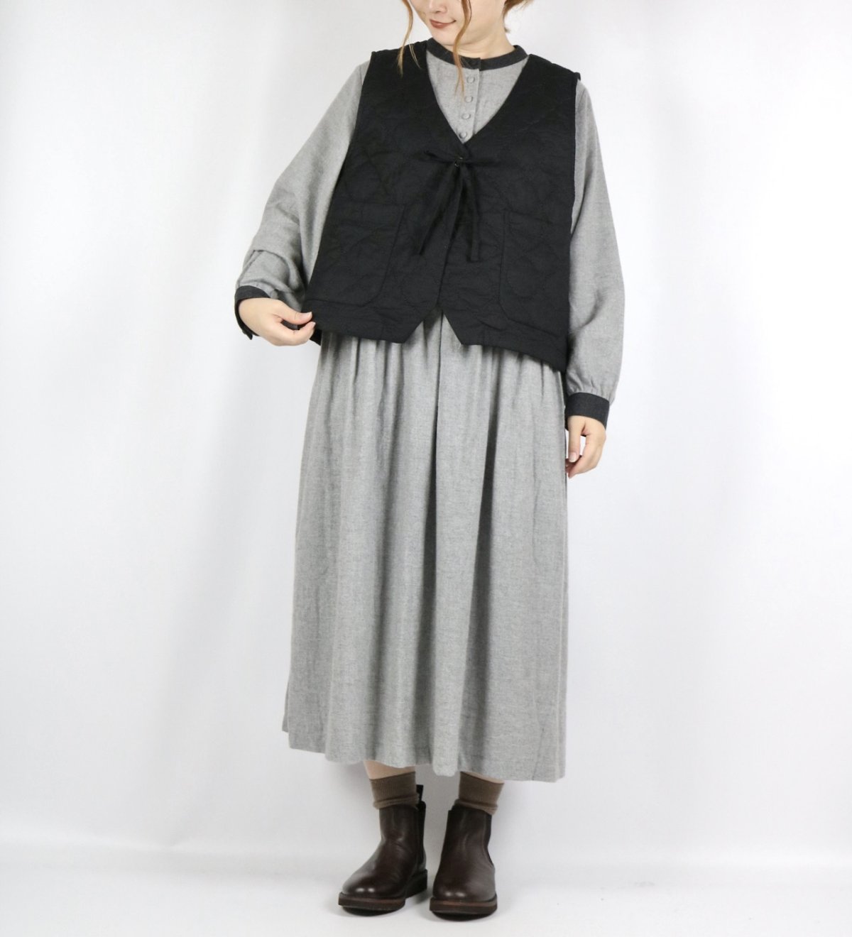 画像19: tukuroi 中わた刺繍キルティングＶネックベスト　3色 (19)