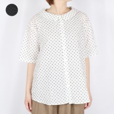 画像1: NARU 80ローンリップルシンプルドット ワイドカラーシャツ 2色 (1)
