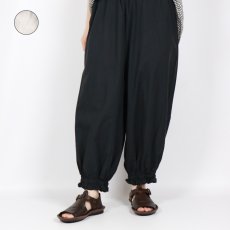 画像1: blue willow コットン細番手平織り裾ゴムバルーンペチパンツ 2色 (1)