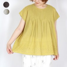 画像1: SOIL 　 80s VOILE PLAIN WITH CUT WORK LACE　CREW -NECK FRENCH /SL SHIRT WITH PINTUCK 3色 (1)