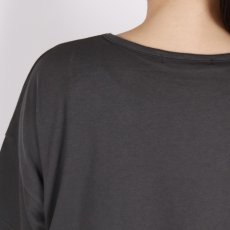 画像6: nachukara ナチュラル天竺 フリルTシャツ charcoal (6)