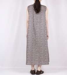 画像4: Vent d'ouest リバティノースリーブワンピース BELLIS (4)