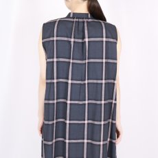 画像6: Vent d'ouest 綿麻チェックノースリーブワンピース  (6)