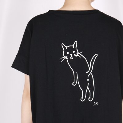 画像2: NARU ナチュラルソフト天竺　振り返り猫コンフィーシャツ 2色