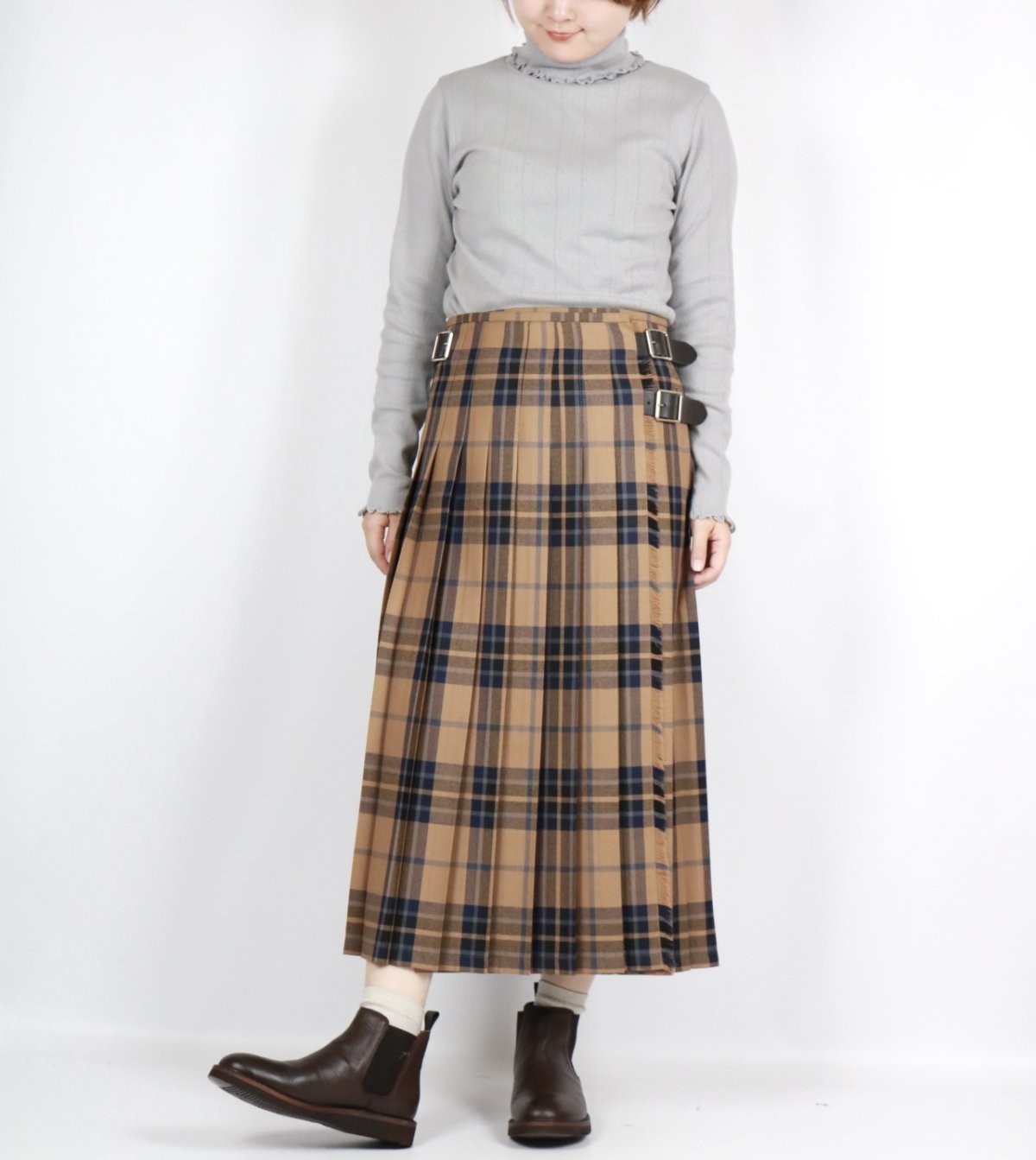 画像7:  O'NEIL OF DUBLIN WORSTED WOOL LOW WAIST PLEATS WRAP SKIRT LENGTH 80cm (WITH PIN) 4色 (7)