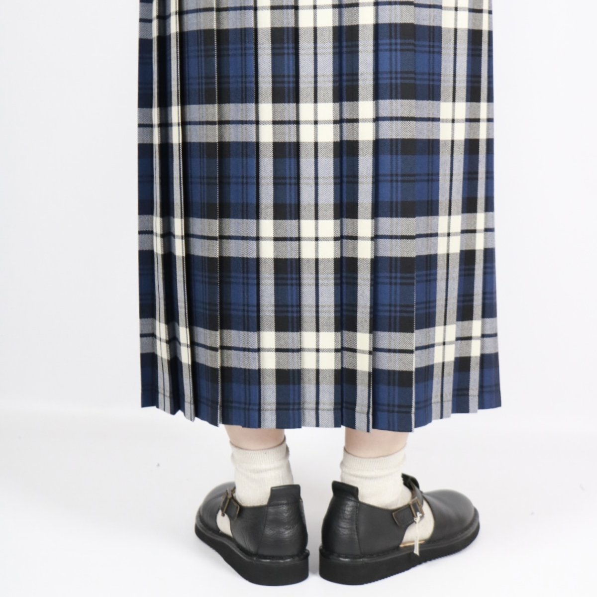 画像17:  O'NEIL OF DUBLIN WORSTED WOOL LOW WAIST PLEATS WRAP SKIRT LENGTH 80cm (WITH PIN) 4色 (17)