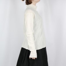 画像2: tumugu: コットンチュールハイネックロングTシャツ 3色 (2)