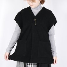 画像12: LUEUF　ウール ライトパイル ベスト 2色 (12)