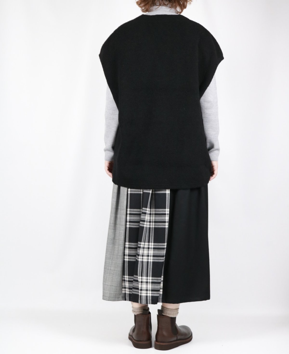 画像18: LUEUF　ウール ライトパイル ベスト 2色 (18)