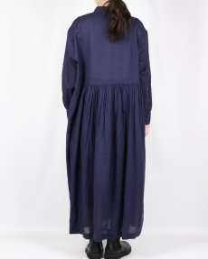 画像22: SOIL 60s COTTON TWILL PLAIN TAI GATHERED FRONT SHIRT DRESS ダークパープル 2サイズ (22)