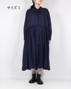 画像3: SOIL 60s COTTON TWILL PLAIN TAI GATHERED FRONT SHIRT DRESS ダークパープル 2サイズ (3)