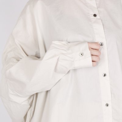 画像3: DIARIES   バック‪ギャザー ワイドシャツ  LIGHT BEIGE